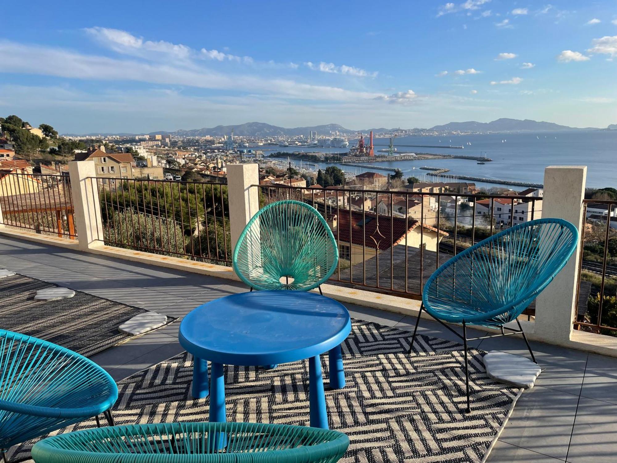 Superbe Terrasse Avec Vue Panoramique Sur La Mer Марсель Экстерьер фото